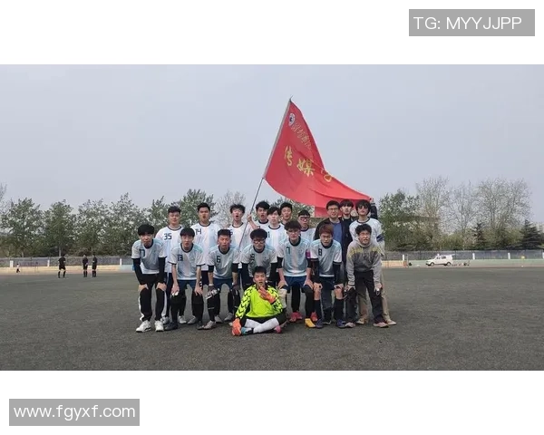 武汉足球队的辉煌征程与邀请赛的精彩瞬间全景回顾